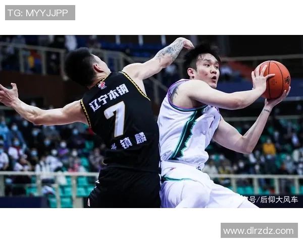 重庆羽毛球队以53分领跑挑战赛积分榜展现强劲实力和团队合作精神